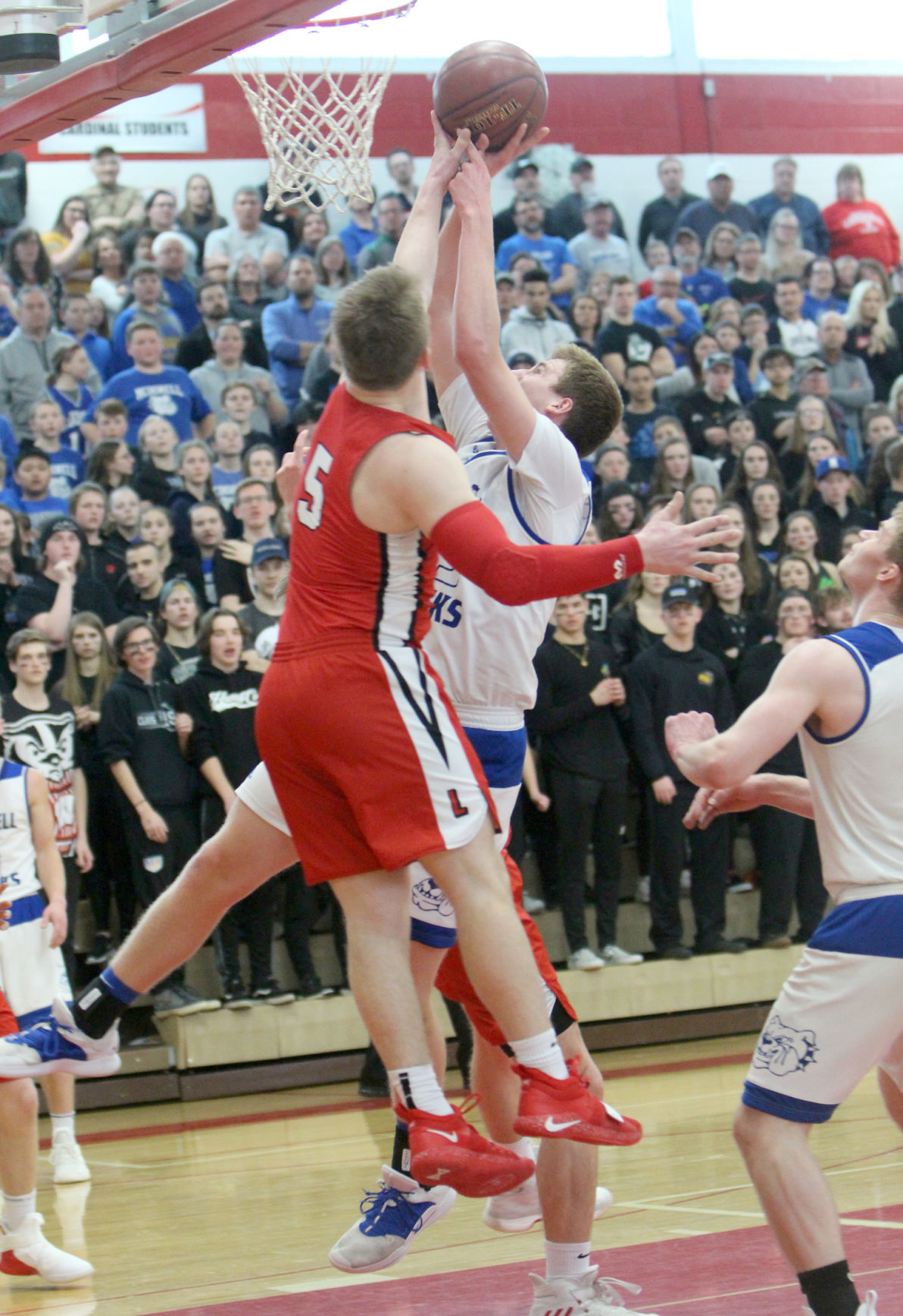 McDonell boys basketball vs Luck at Chi-Hi 3-9-19